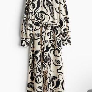 H&M A-line one sleeve Elegant Black and Cream Dress